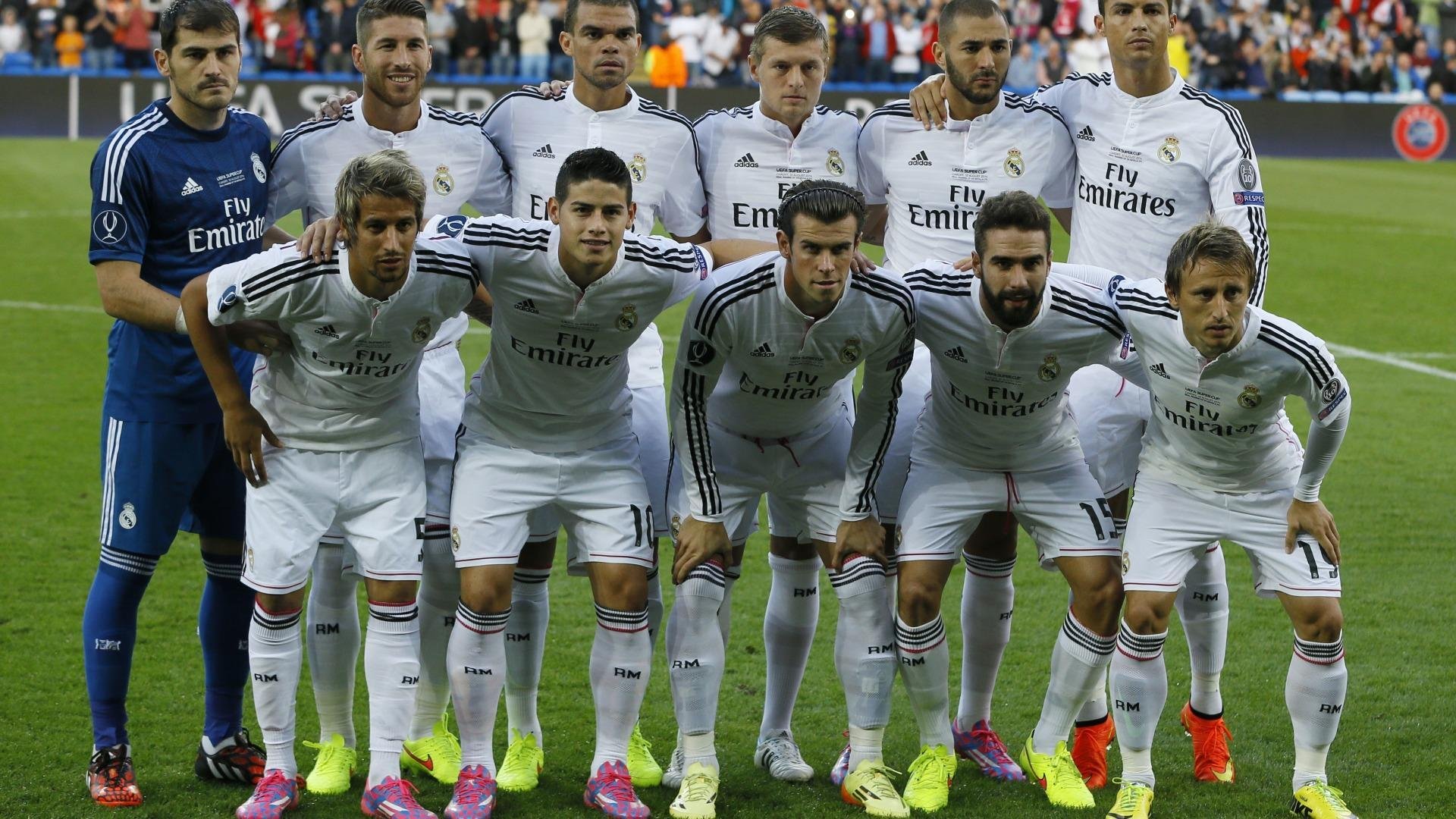 未来篮球：跨界融合打造“体育+科技+娱乐”新模式，未来的篮球比赛