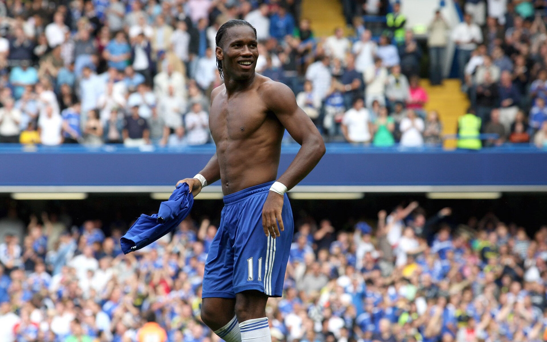 武磊重返国家队，状态回升，武磊将回国备战世预赛